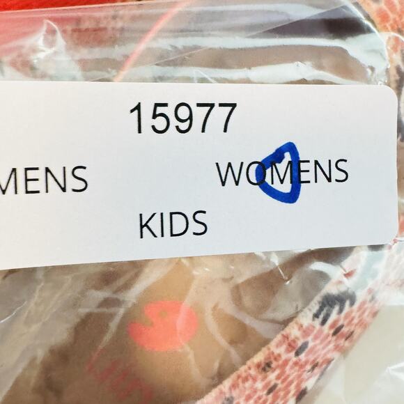 UIN Shoes Womens 10.5 Orange Canvas Abstract Art Print Slip On Casual Travel - Picture 10 of 10